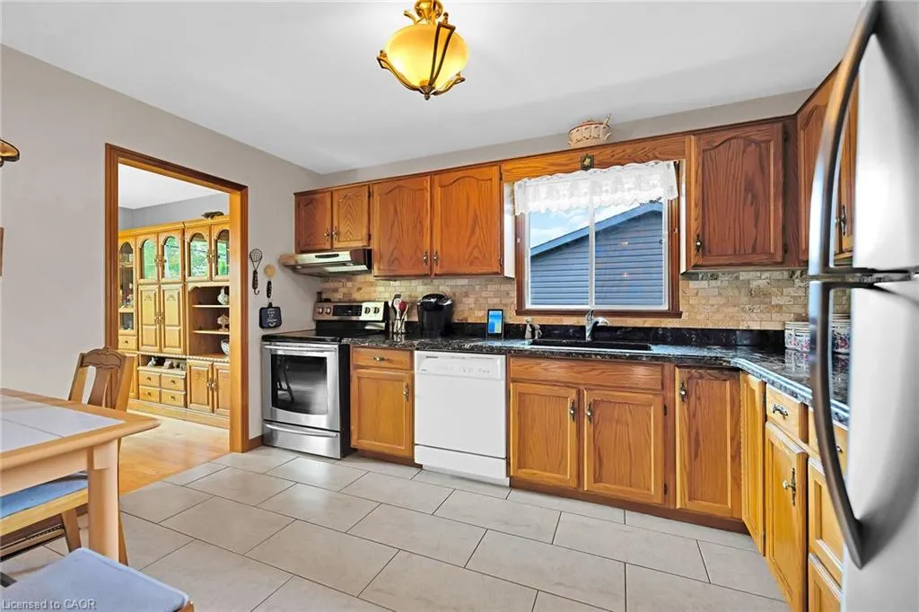 113 Wade Road N