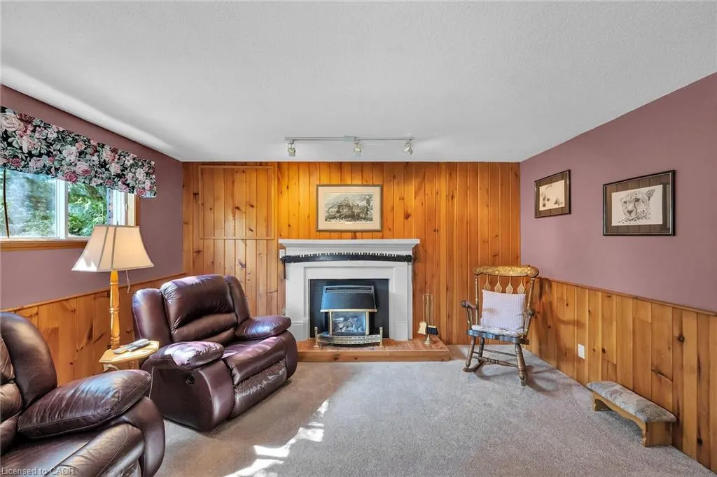 113 Wade Road N