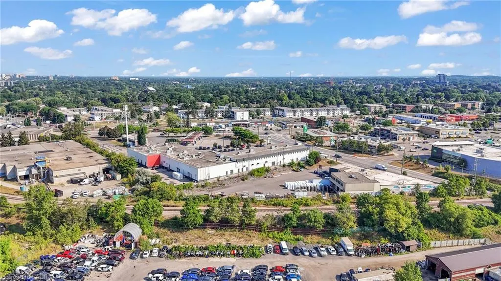 5 Manitou Drive, #106B