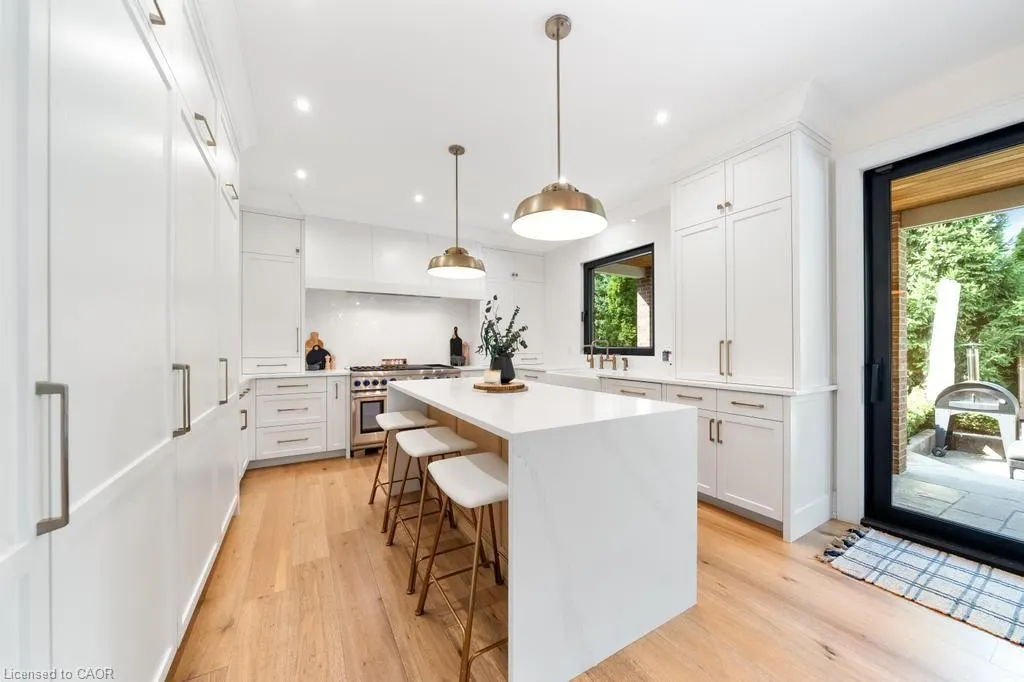166 Foxridge Drive