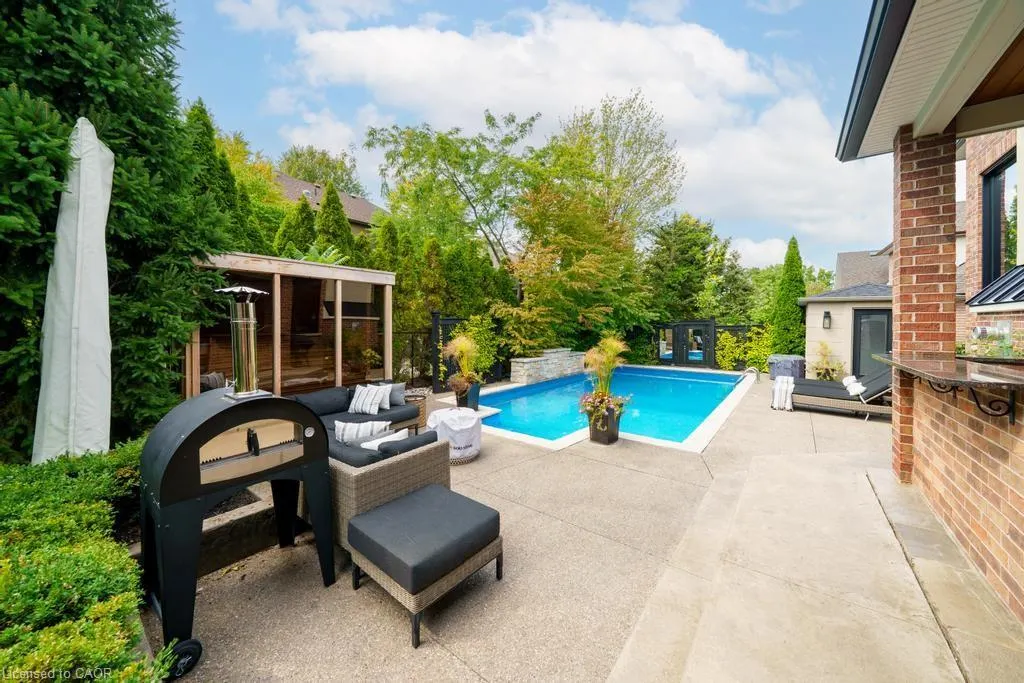 166 Foxridge Drive