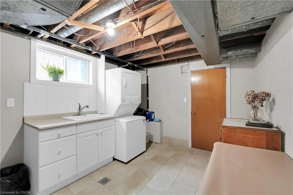 50 Louth Street