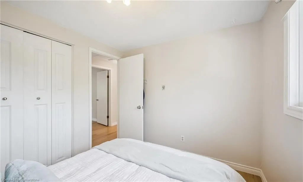 136 St Jerome Crescent