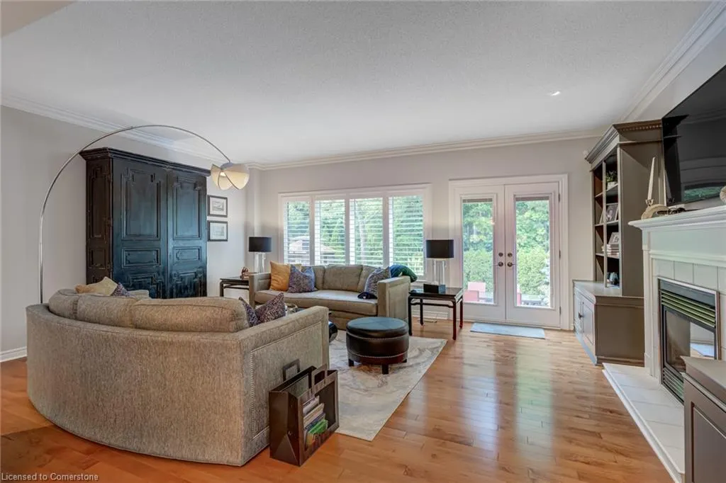 2372 Ravine Gate