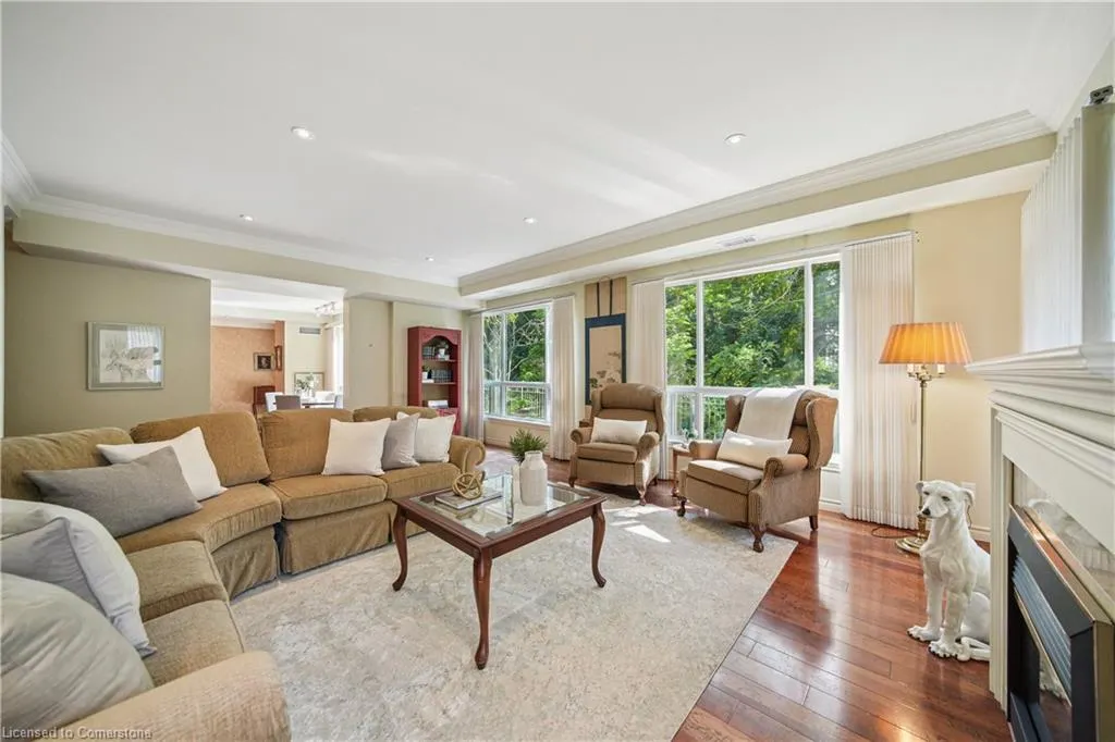 2000 Creekside Drive, #103