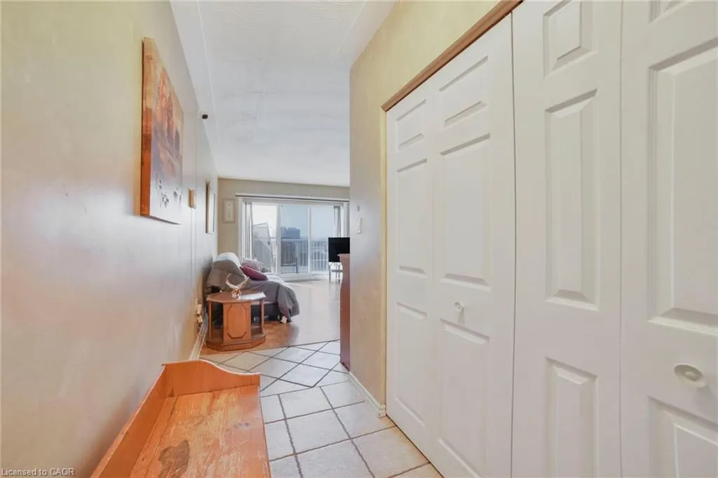 8 Woodman Drive S, #808