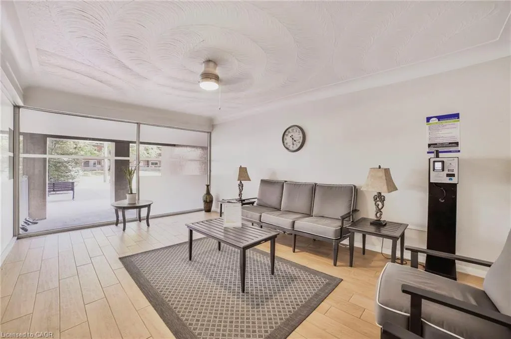 8 Woodman Drive S, #808
