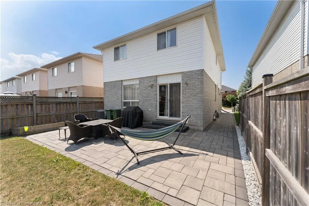 11 Willowridge Way