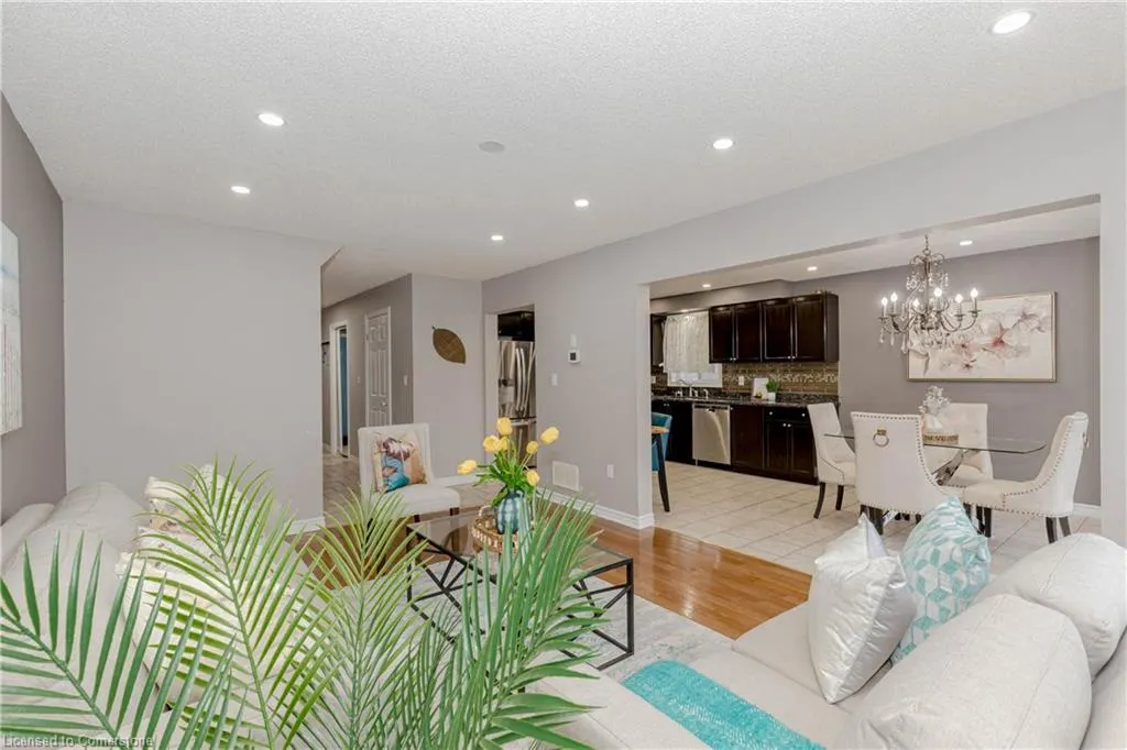 11 Willowridge Way