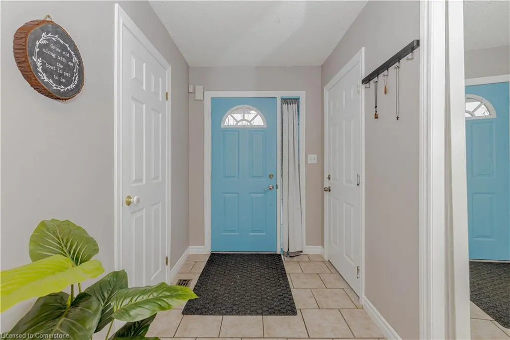 11 Willowridge Way