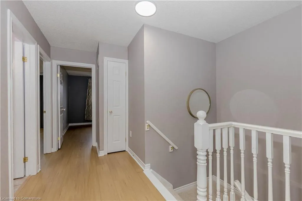 11 Willowridge Way