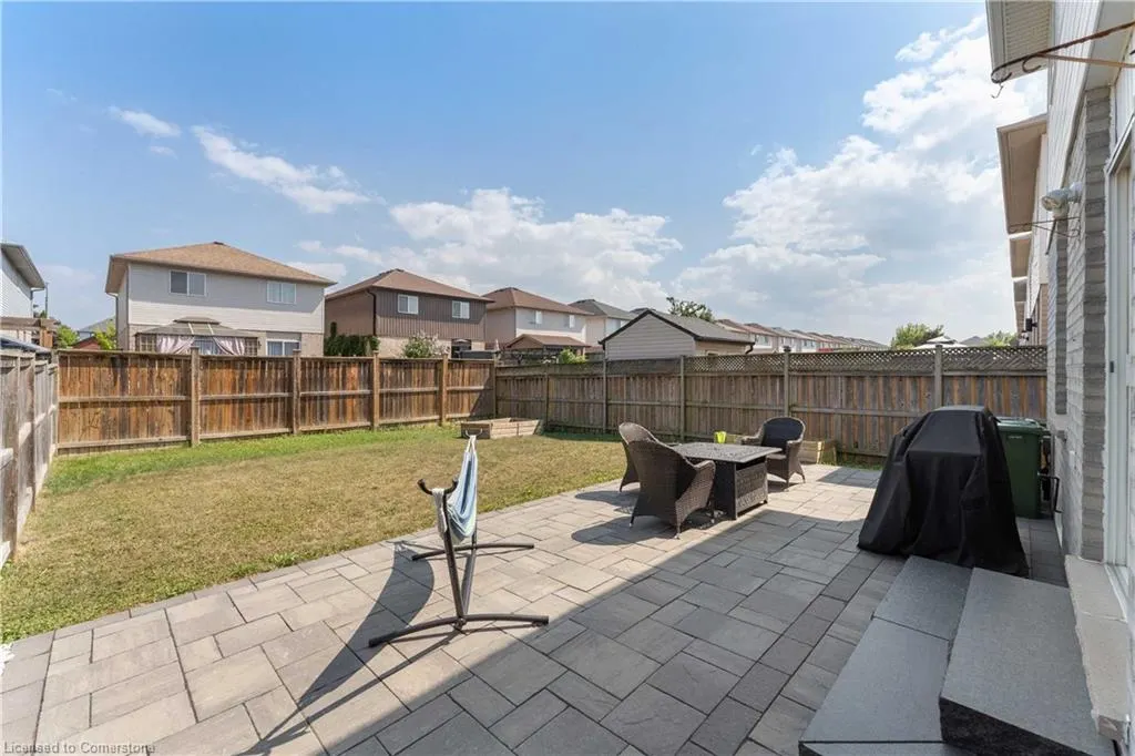 11 Willowridge Way