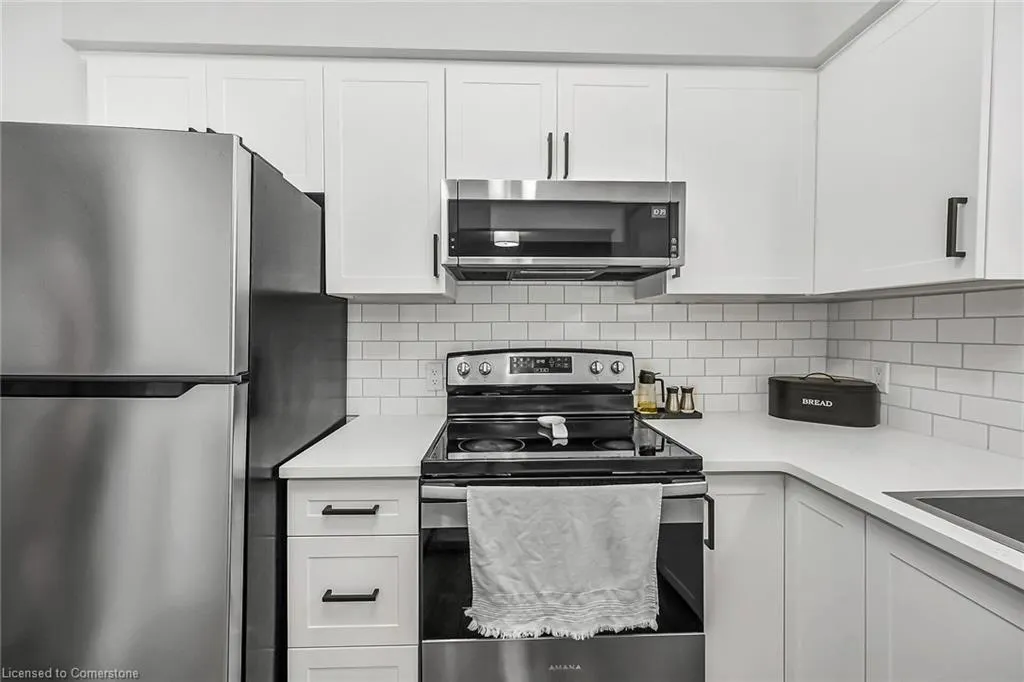 54 Argyle Street S, #2