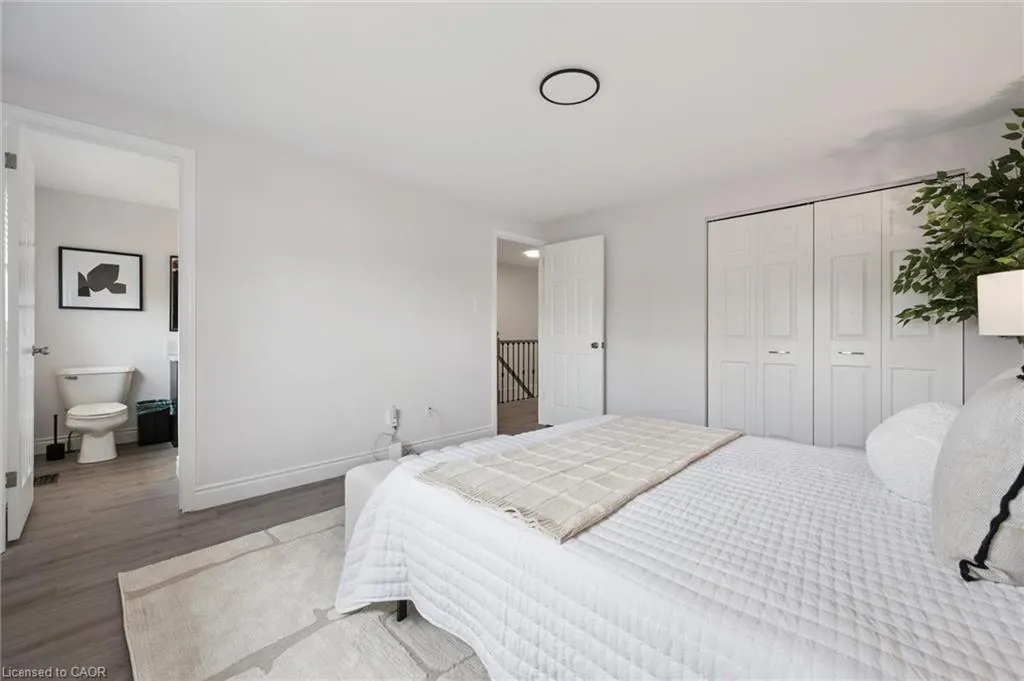 130 Silurian Drive