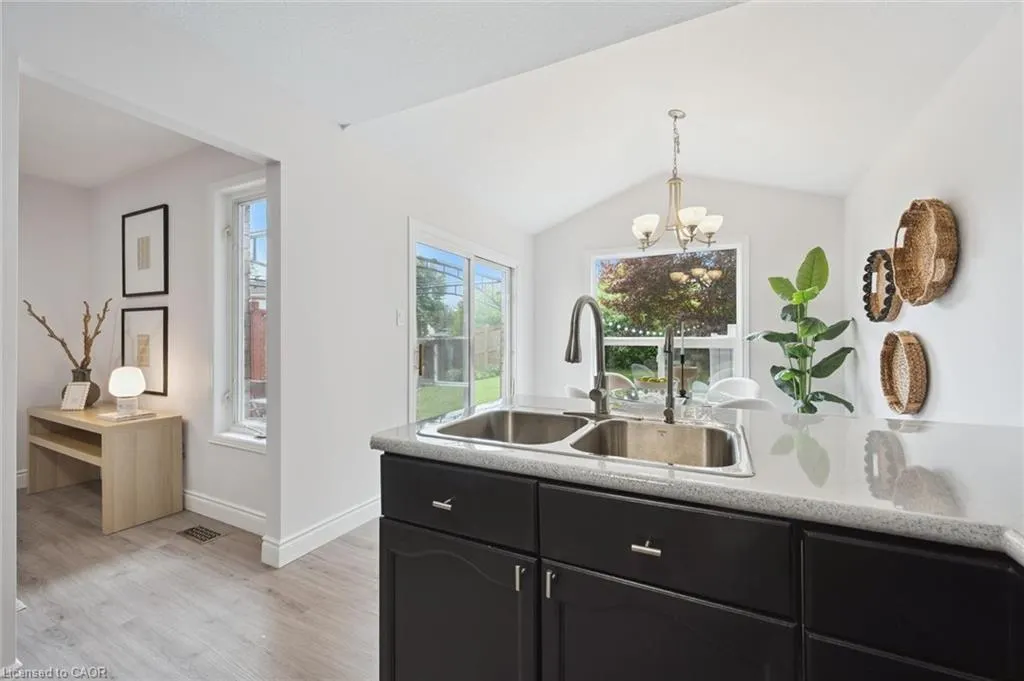 130 Silurian Drive