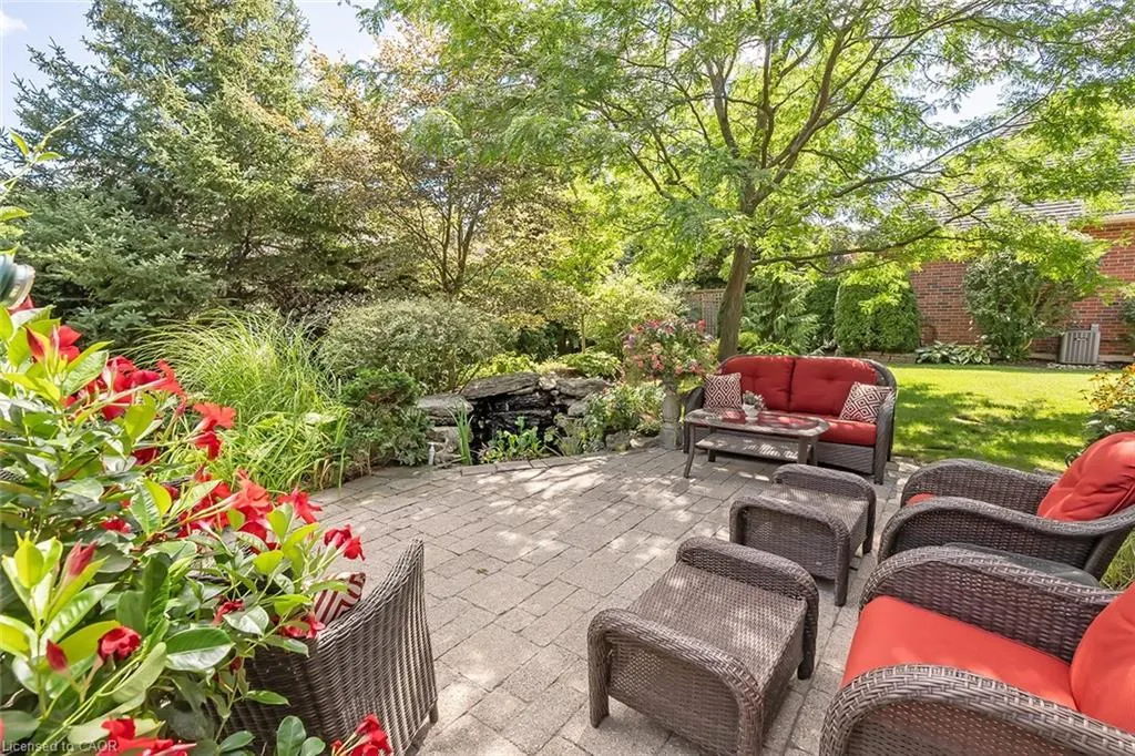 2375 Ravine Gate