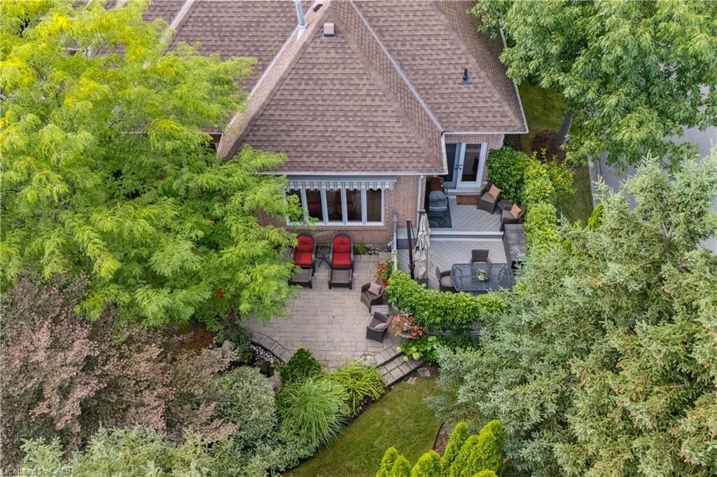2375 Ravine Gate