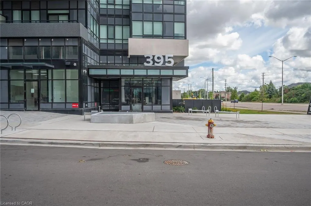 395 Dundas Street, #718