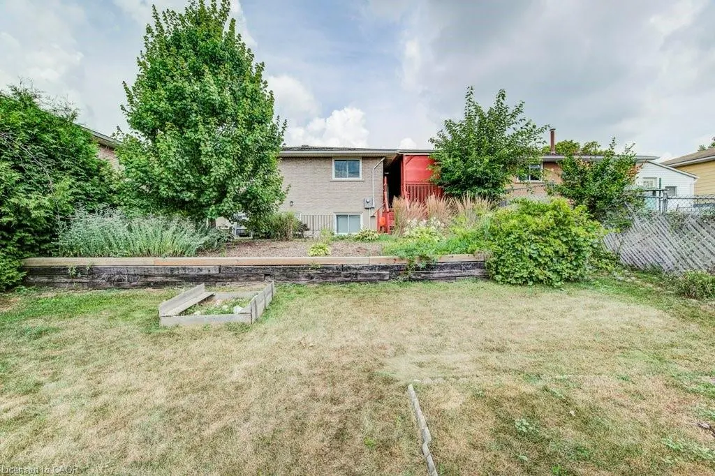 85 Winter Avenue