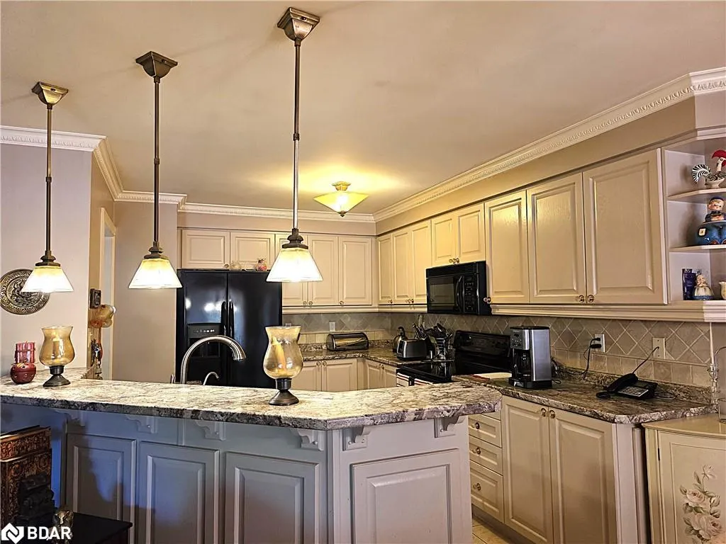 28 Cranberry Heights