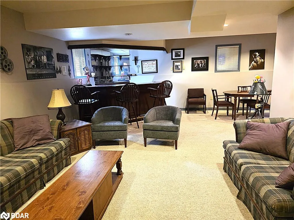 28 Cranberry Heights