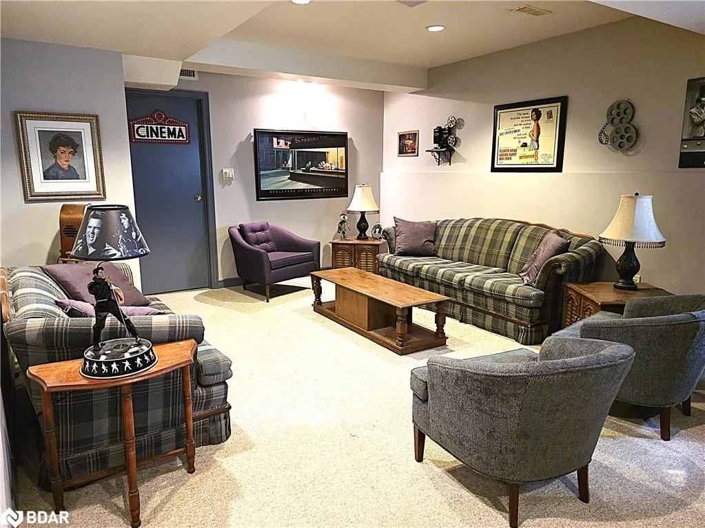 28 Cranberry Heights