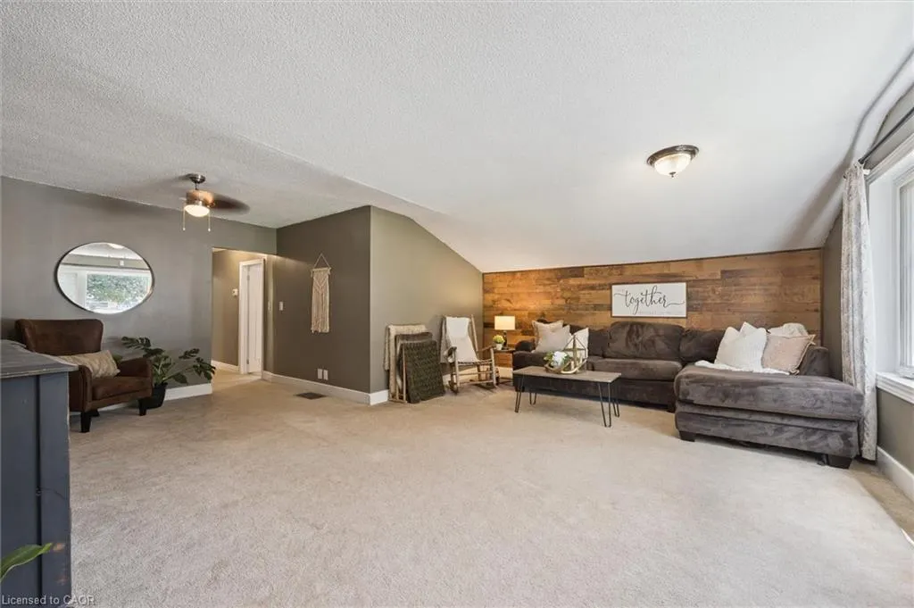 585033 County Rd 9