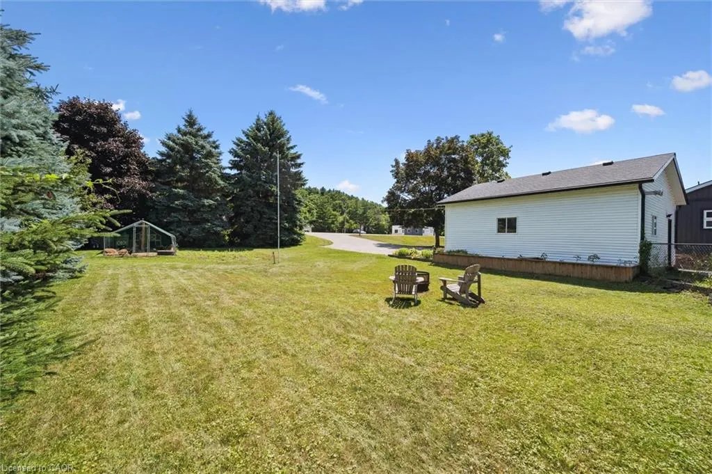 585033 County Rd 9
