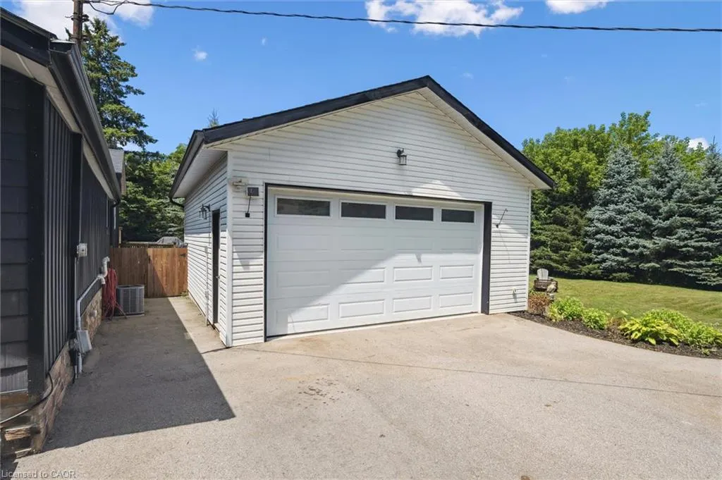 585033 County Rd 9