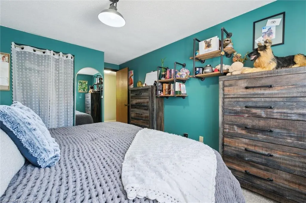 31 Driftwood Place