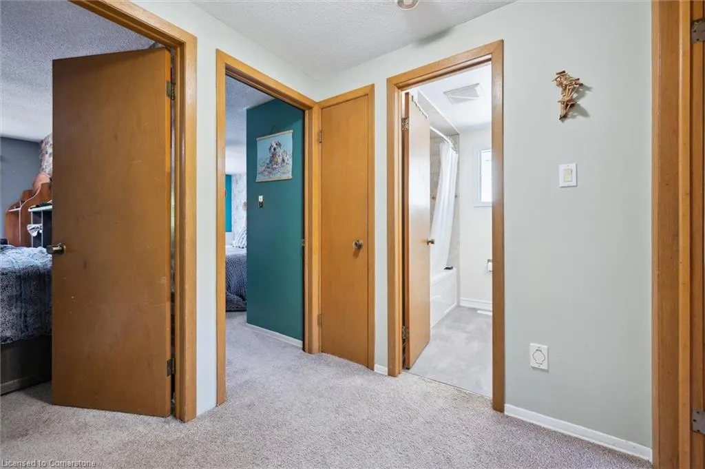 31 Driftwood Place