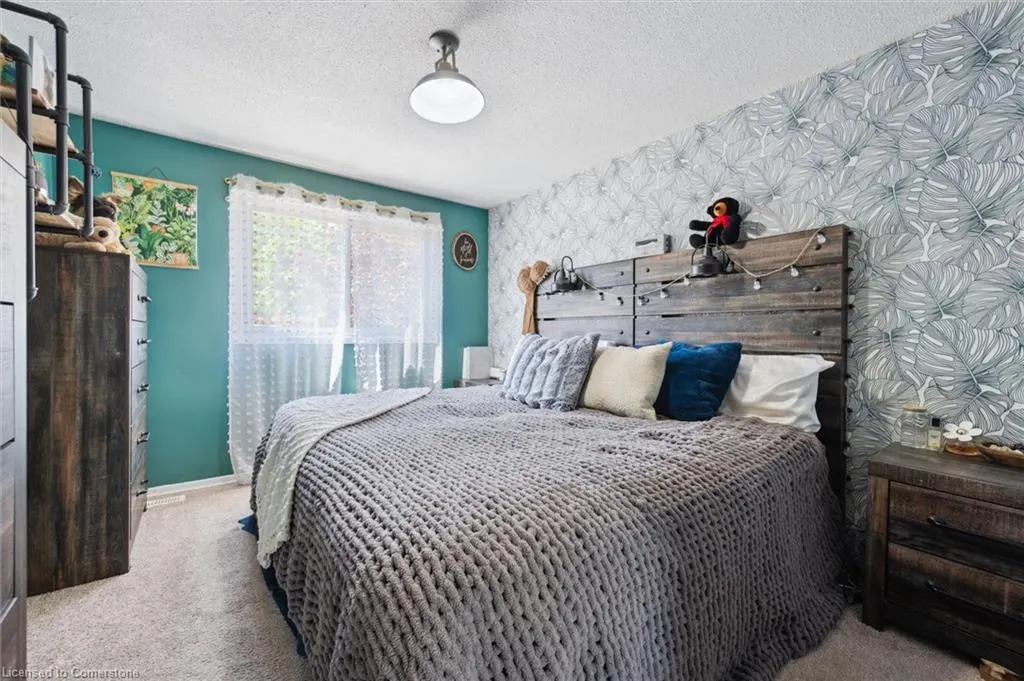 31 Driftwood Place