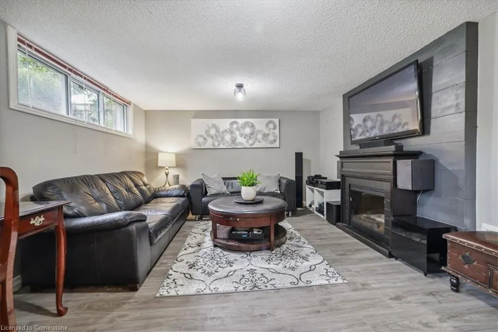 5 Howard Avenue
