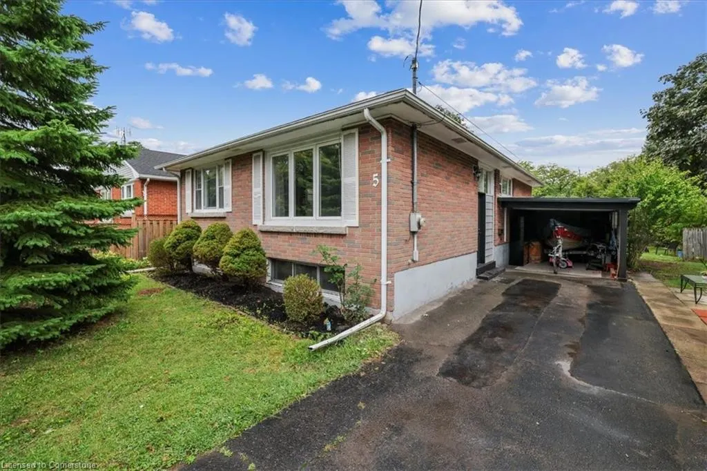 5 Howard Avenue