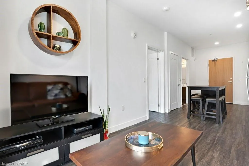 408 Dundas Street S, #101