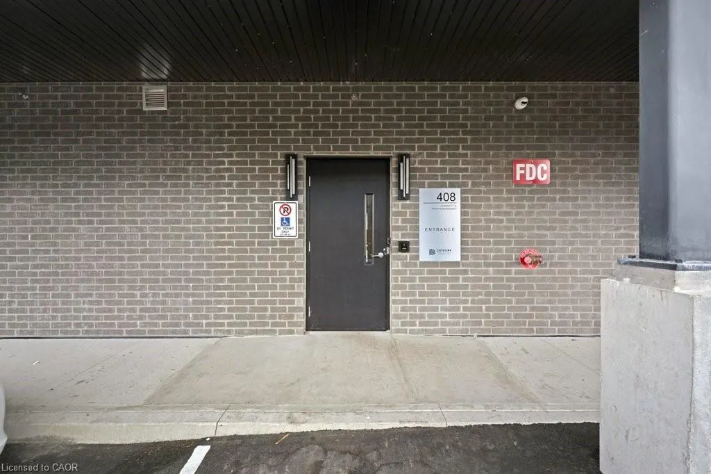 408 Dundas Street S, #101