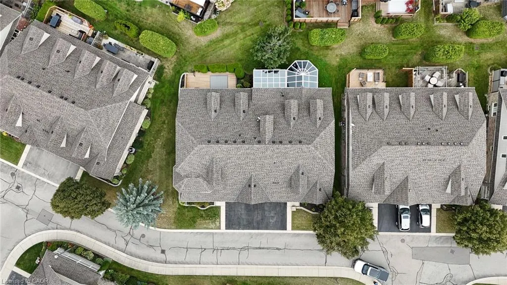 350 Doon Valley Drive, #8G