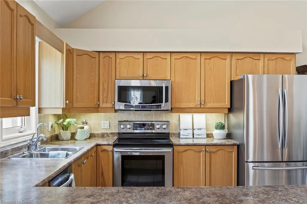 350 Doon Valley Drive, #8G