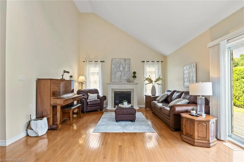 350 Doon Valley Drive, #8G