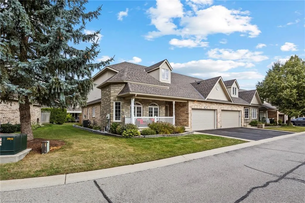 350 Doon Valley Drive, #8G