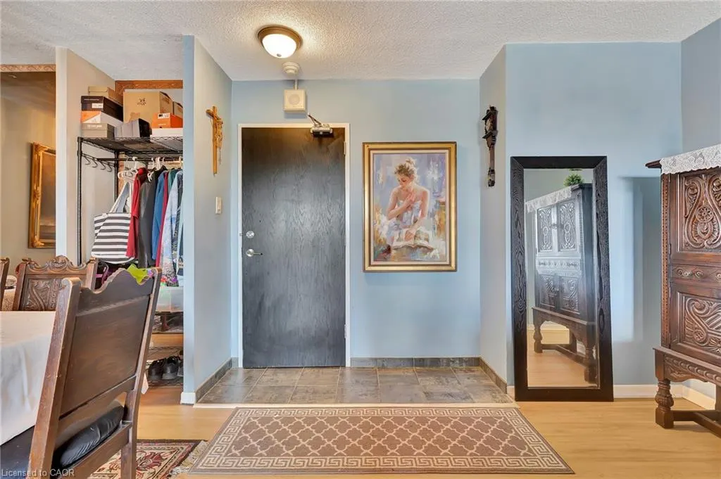 81 Church Street, #503