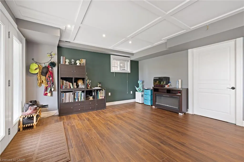 17 Manorwood Drive