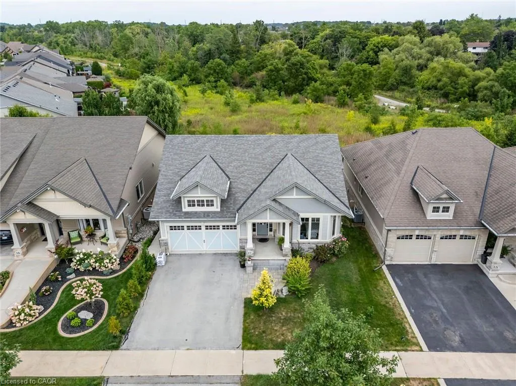 17 Manorwood Drive