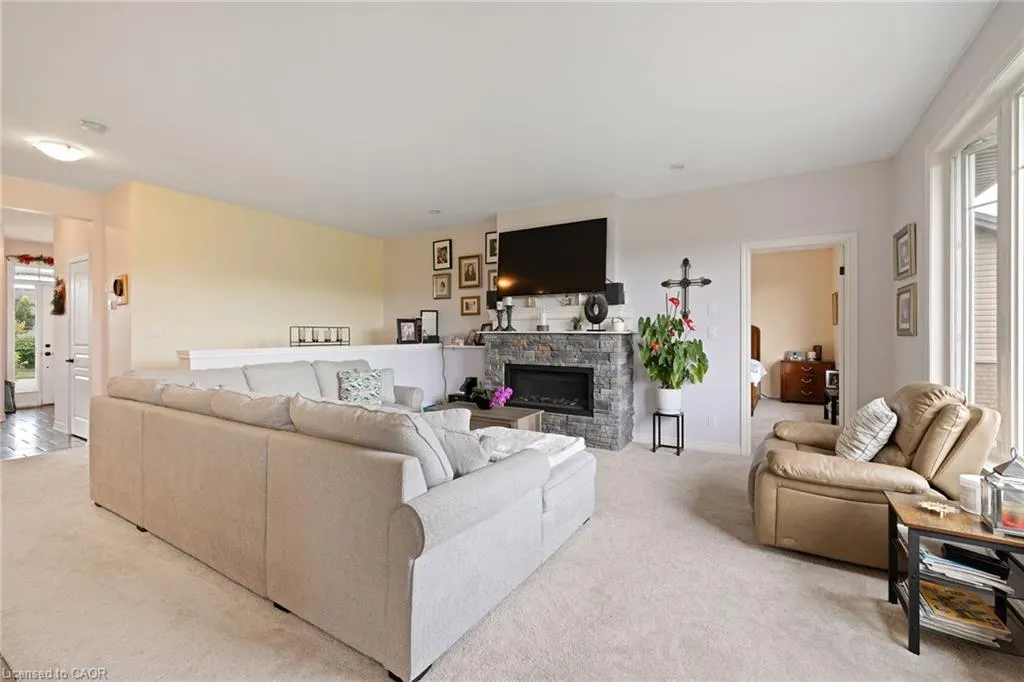 17 Manorwood Drive