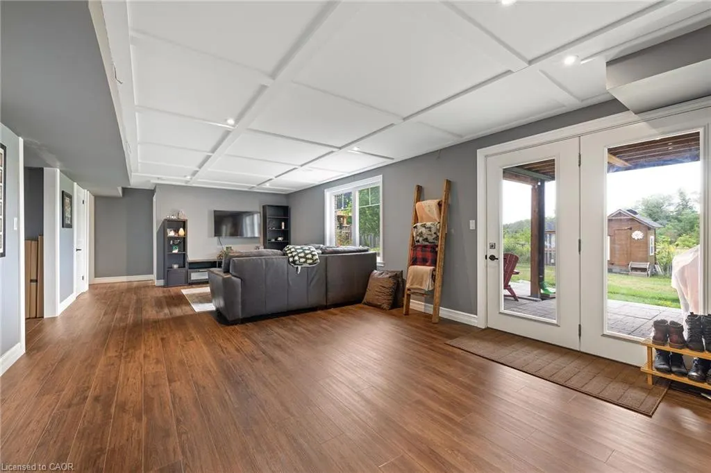 17 Manorwood Drive