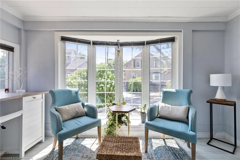 1 Mareve Avenue