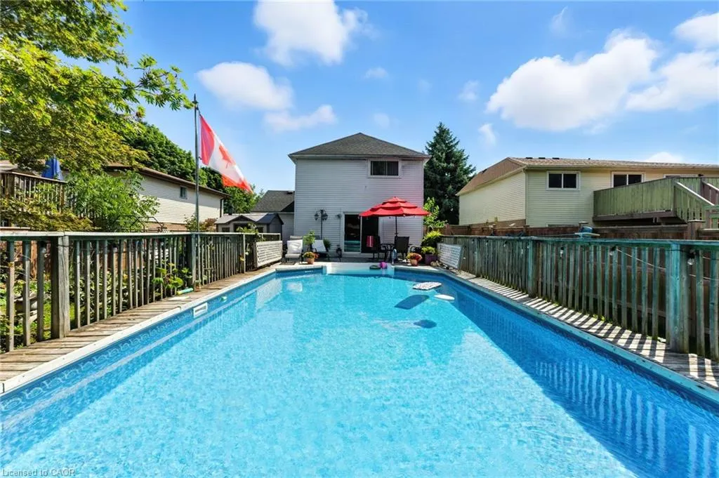 11 Hubert Court
