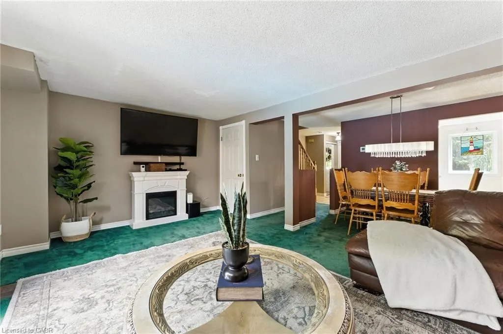 11 Hubert Court