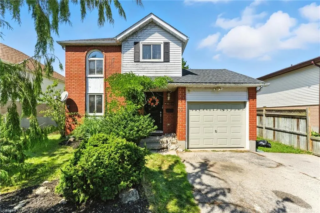 11 Hubert Court