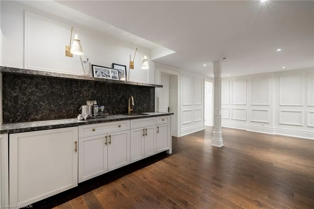 140 Chartwell Road